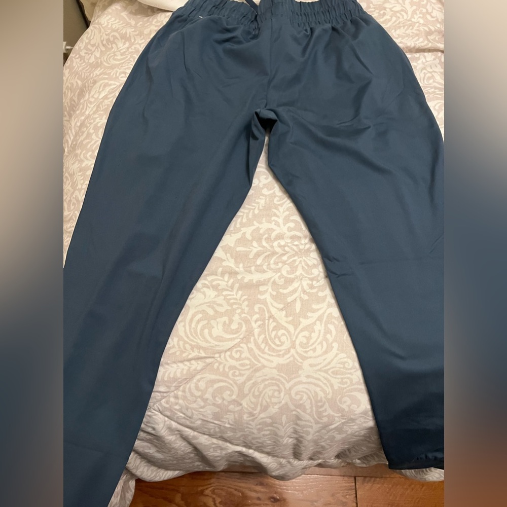 Mondetta Sweats